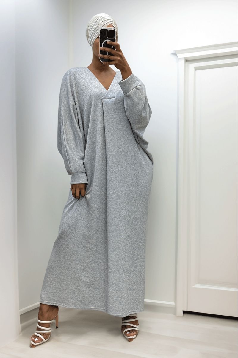 Lange grijze oversize sweaterjurk met V-hals - 4 Lange grijze oversize sweaterjurk met V-hals - 4