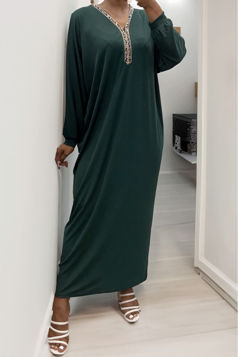 Green abaya with rhinestone neckline and long sleeves - 4