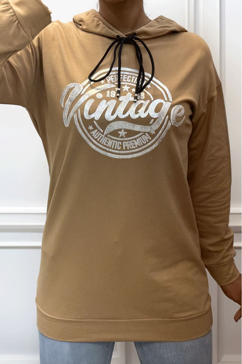 Camelkleurig sweatshirt met capuchon en VINTAGE-opschrift op de voorkant - 4