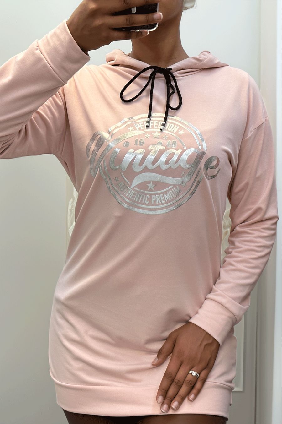 Pink hoodie with VINTAGE writing on the front - 2