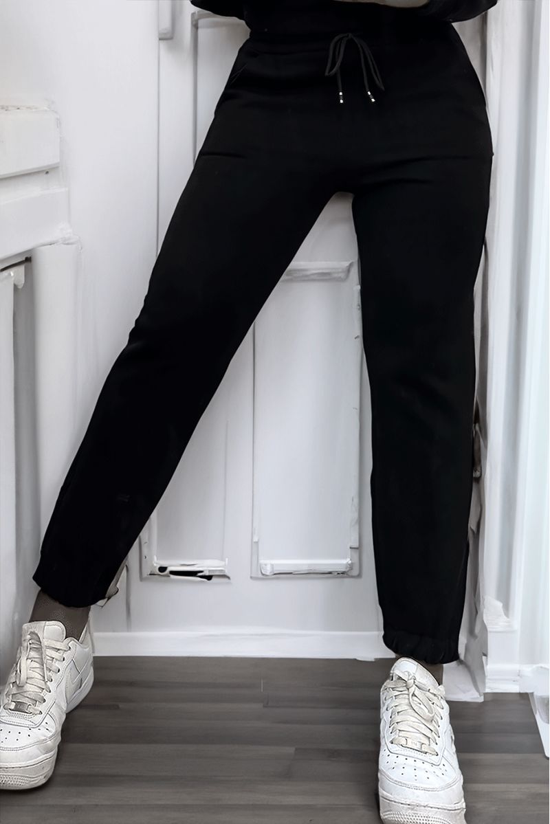 Ultra thick fleece joggers in black with pockets - 1