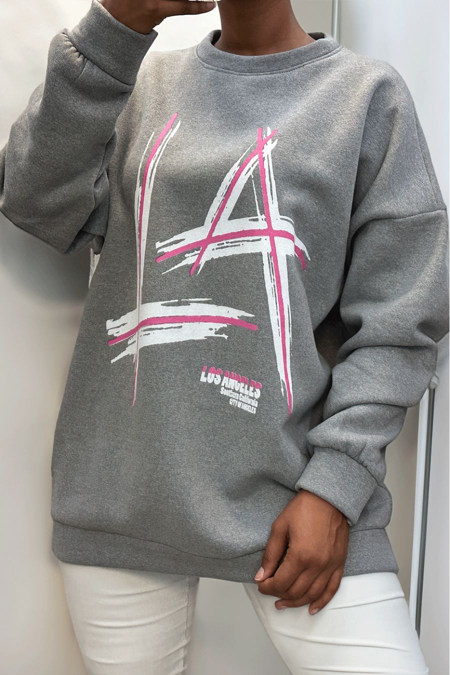 gray fleece oversize sweatshirt with LA LOS ANGELES writing - 2