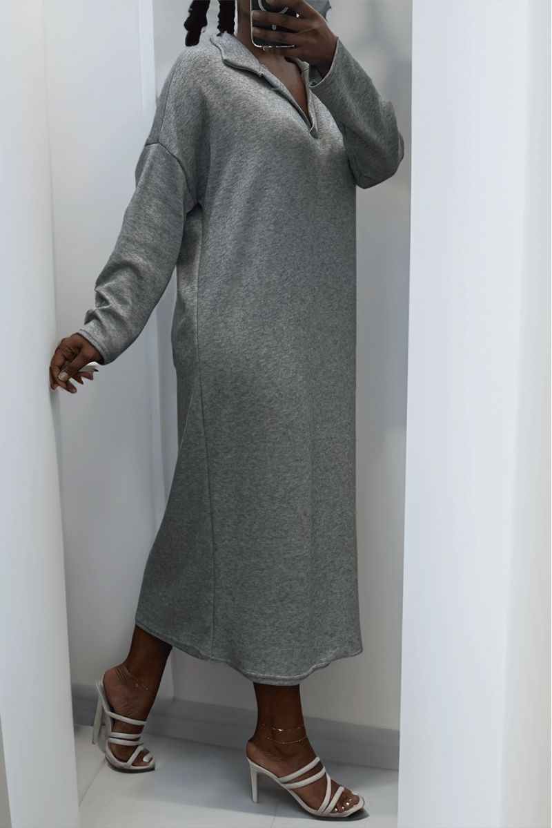 Lange dikke jurk met overhemdkraag in grijs - 4