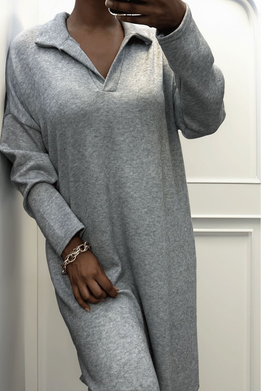 Longue robe épaisse col chemise en gris - 5