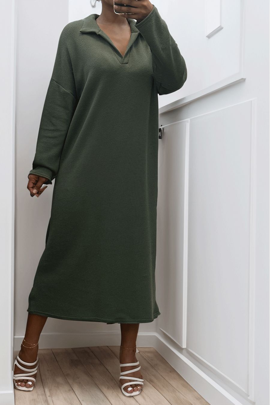 Longue robe épaisse col chemise en kaki - 2