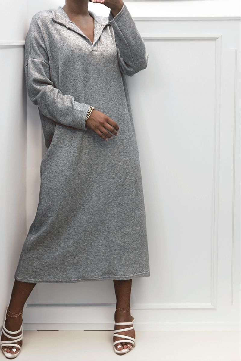 Lange dikke jurk met overhemdkraag in grijs - 4
