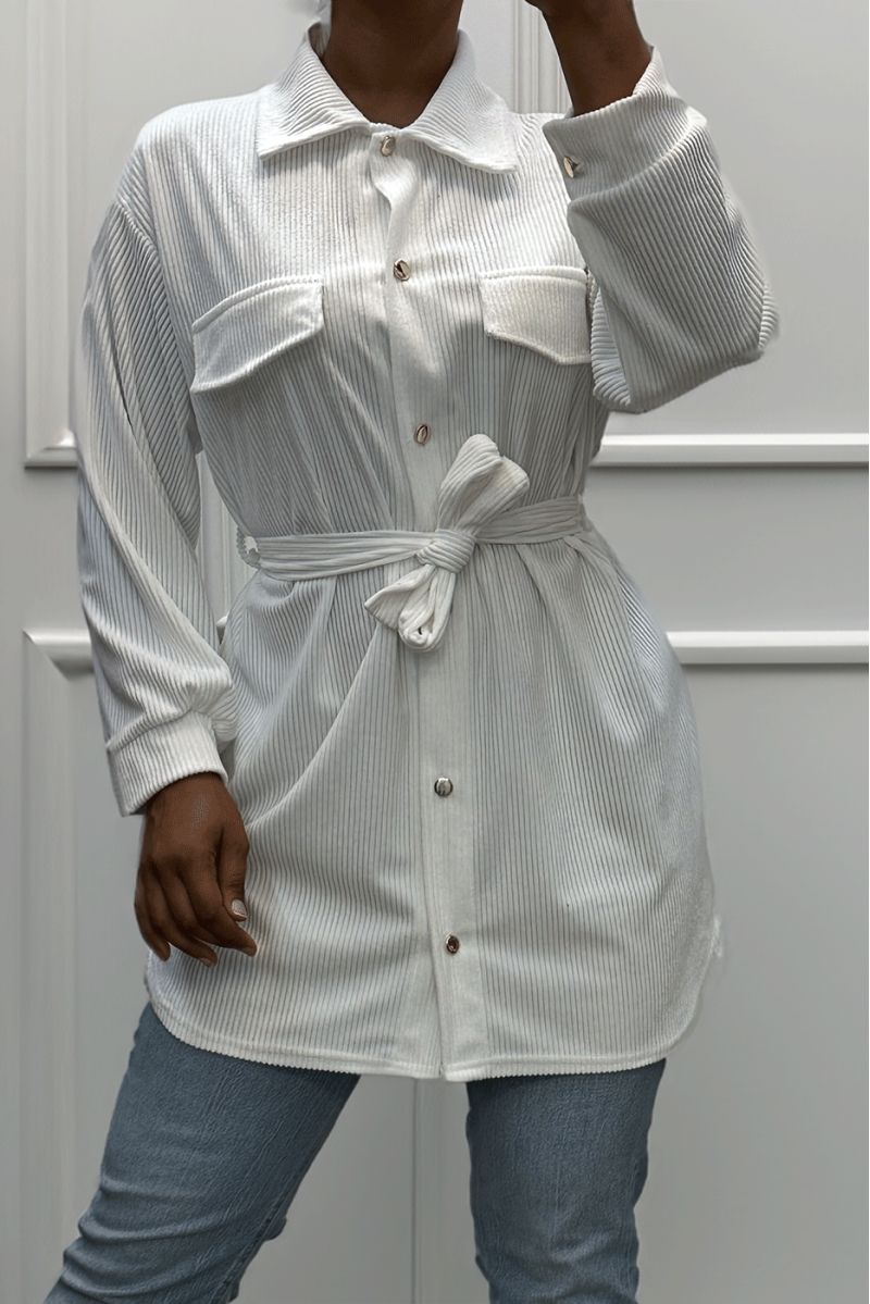 Longue sur chemise blanche côtelé bien épais avec poches et ceinture - 6