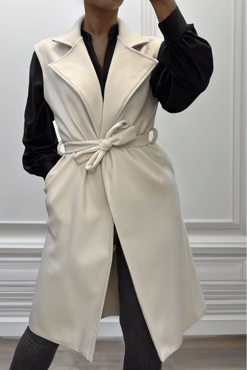 Long beige fluid sleeveless trench coat with belt - 3