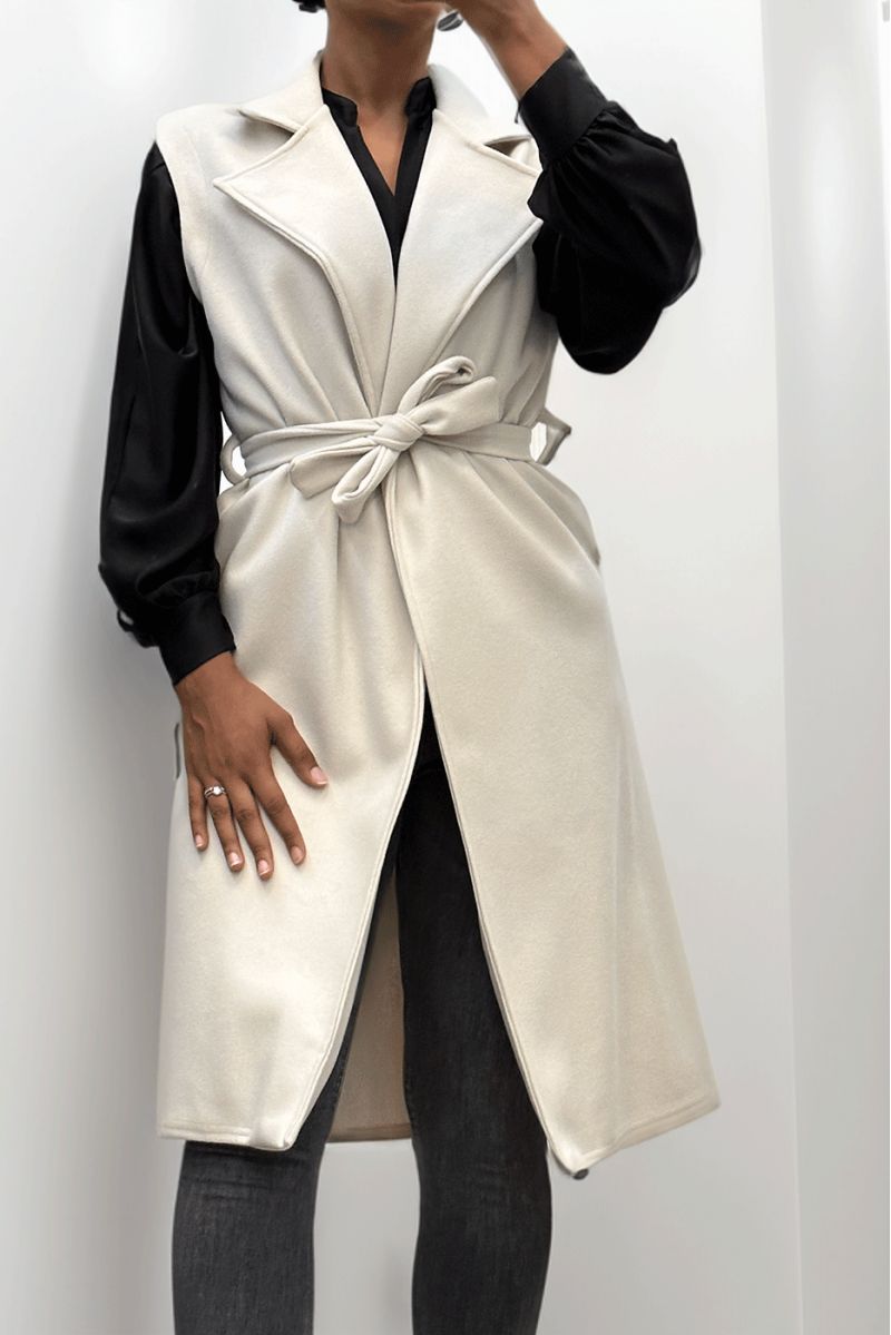 Long beige fluid sleeveless trench coat with belt - 8