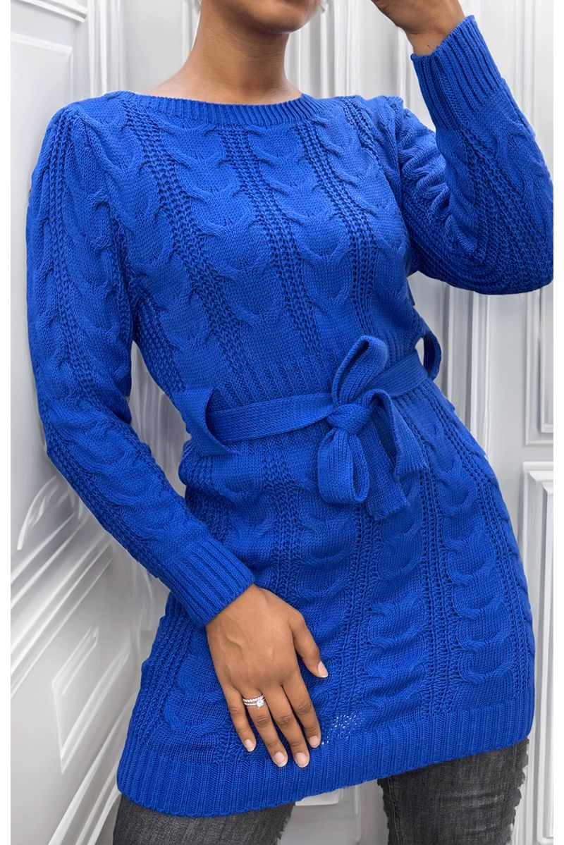 Royal cable knit dress with belt - 2