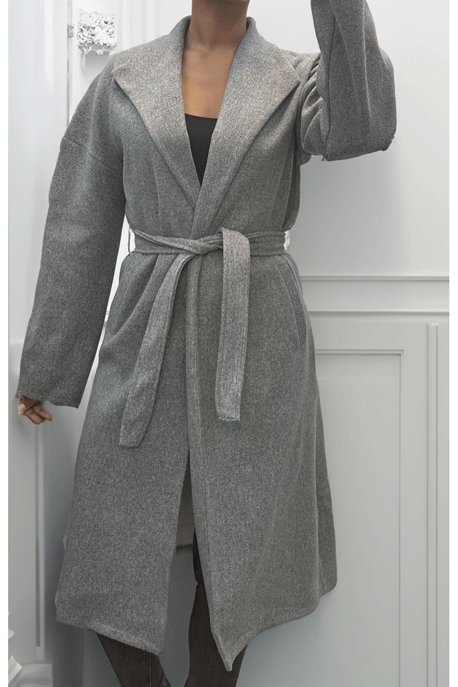 Lange grijze soepelvallende trenchcoat met riem - 1