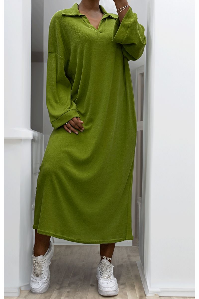 Simple pistachio V-neck dress - 2