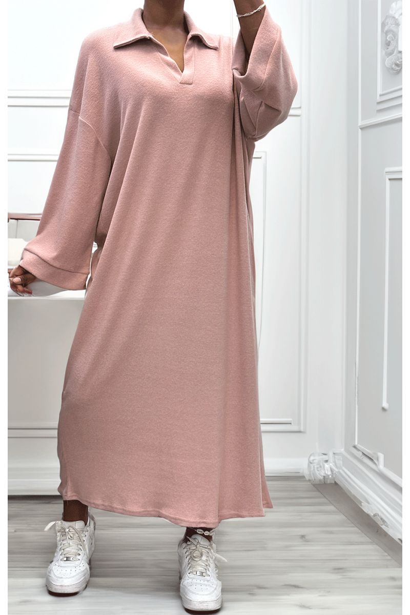 Eenvoudig roze jurkje met V-hals - 1