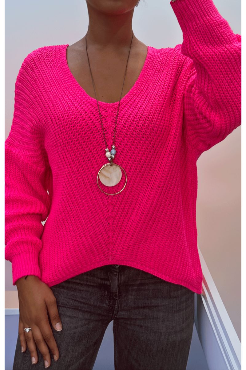 Fuchsia cable knit sweater with necklace - 1
