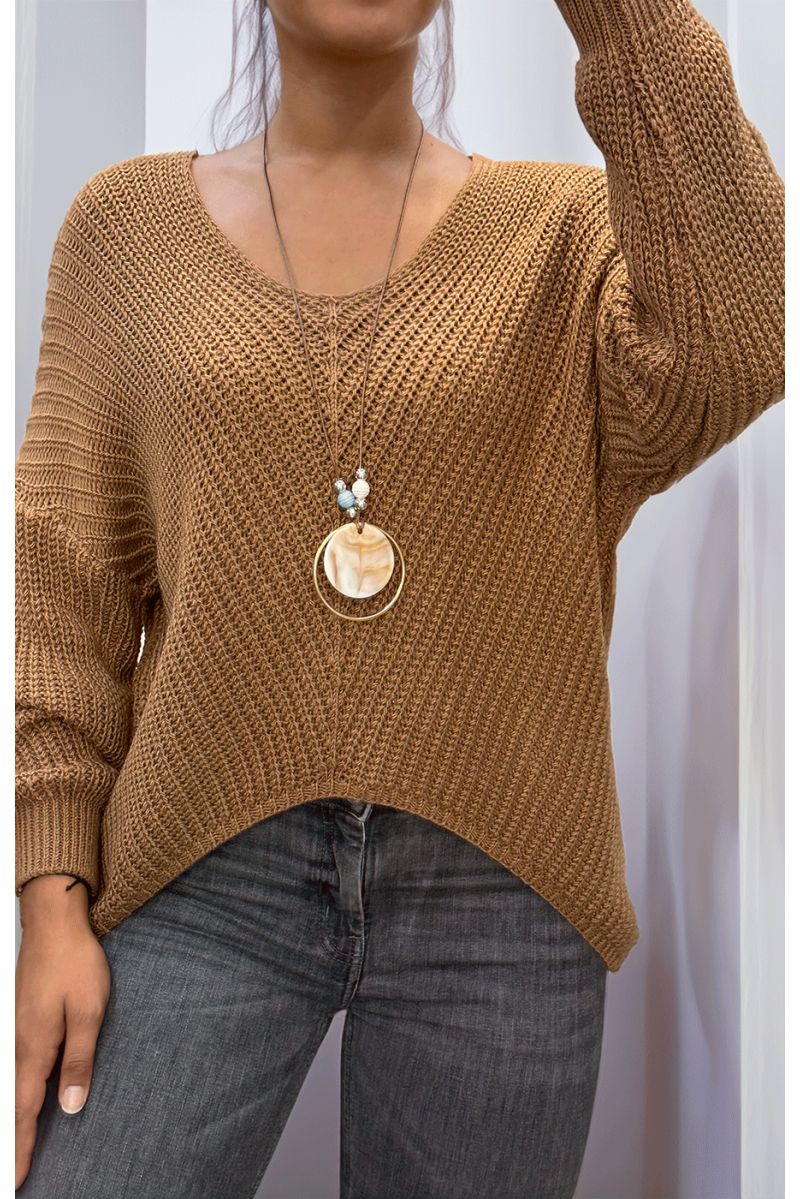 Camel kabelgebreide trui met lange ketting - 1