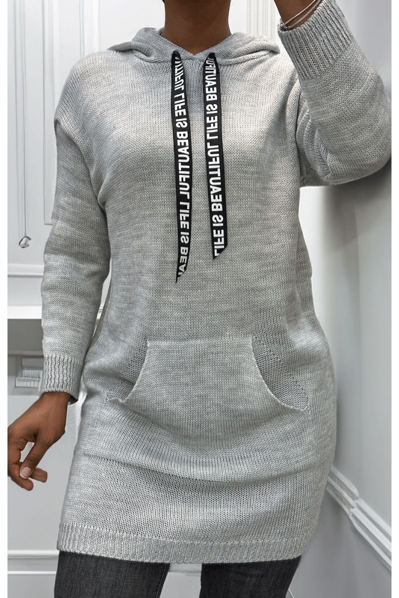 Pull tunique gris en maille torsadée avec poche - 1