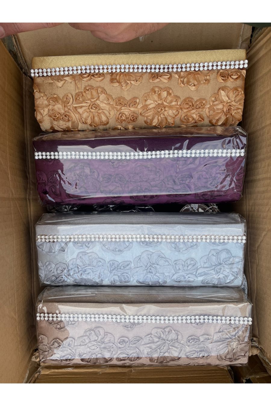 Lot of 20 evening clutches mixed several models - 12