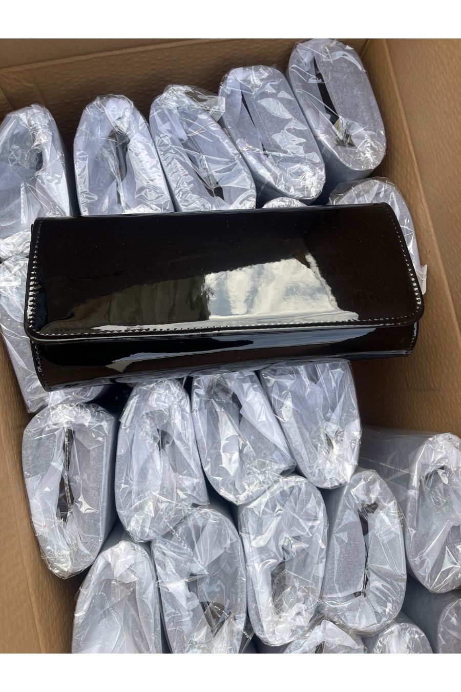 Lot de 20 pochettes de soirée mélangé plusieurs modèles - 27