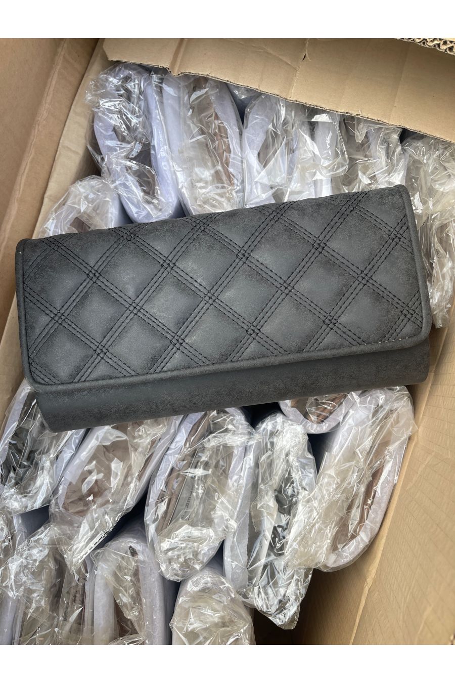 Lot of 20 evening clutches mixed several models - 35