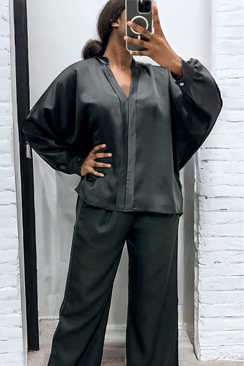 Black satin blouse over size cut with pleats at the front - 3