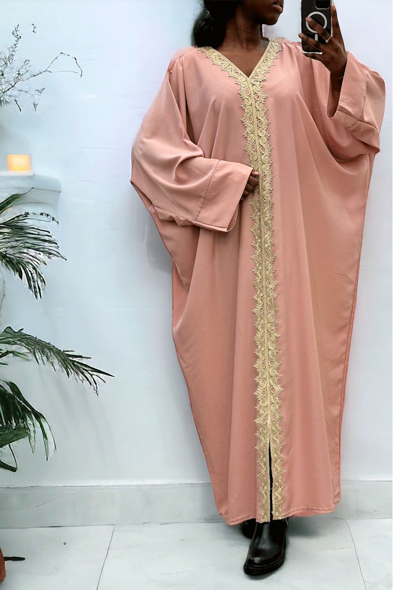 Oversize roze abaya (36-52) met sublieme kant over de gehele lengte - 3