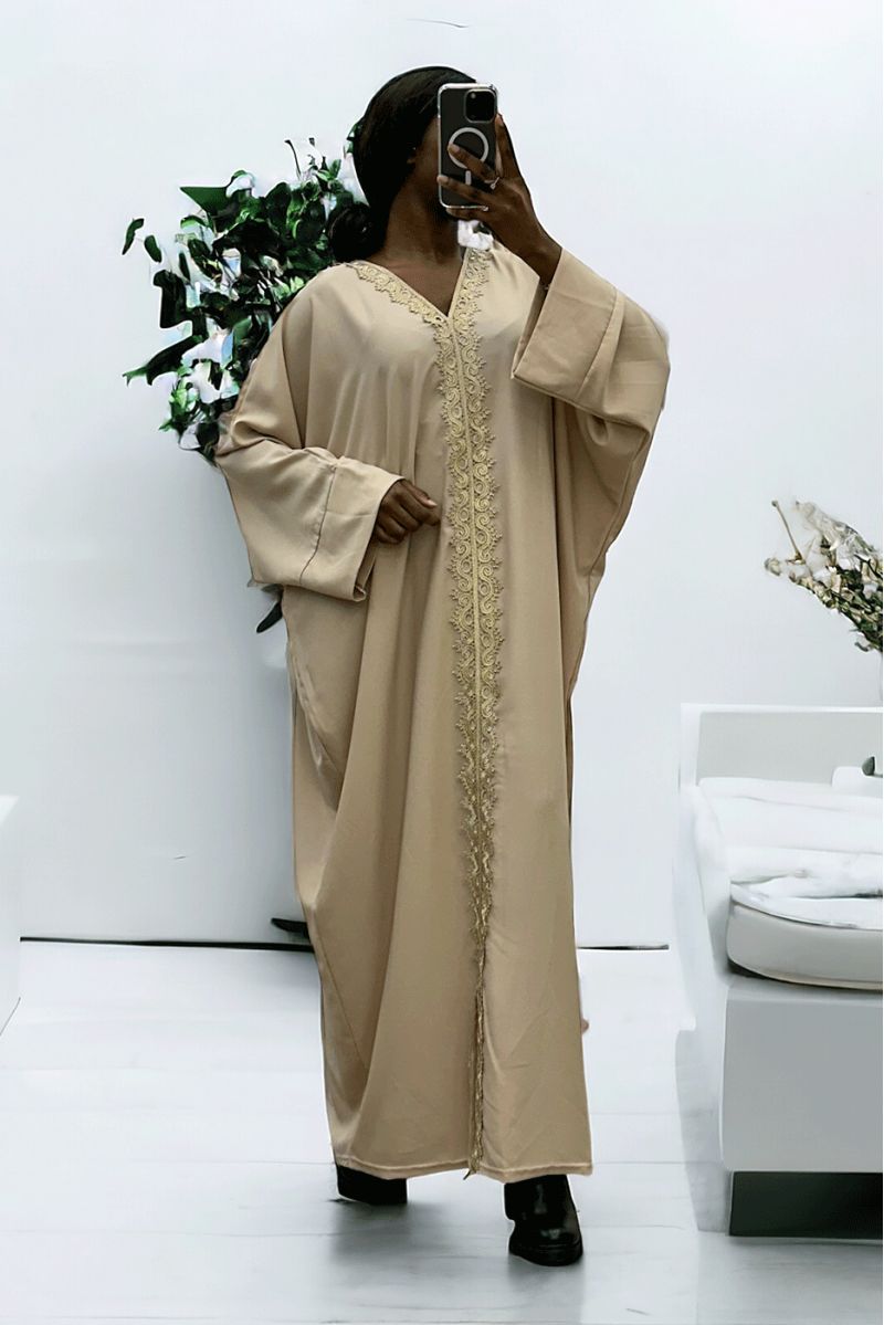 Beige abaya overmaat (36-52) met sublieme kant over de gehele lengte - 1