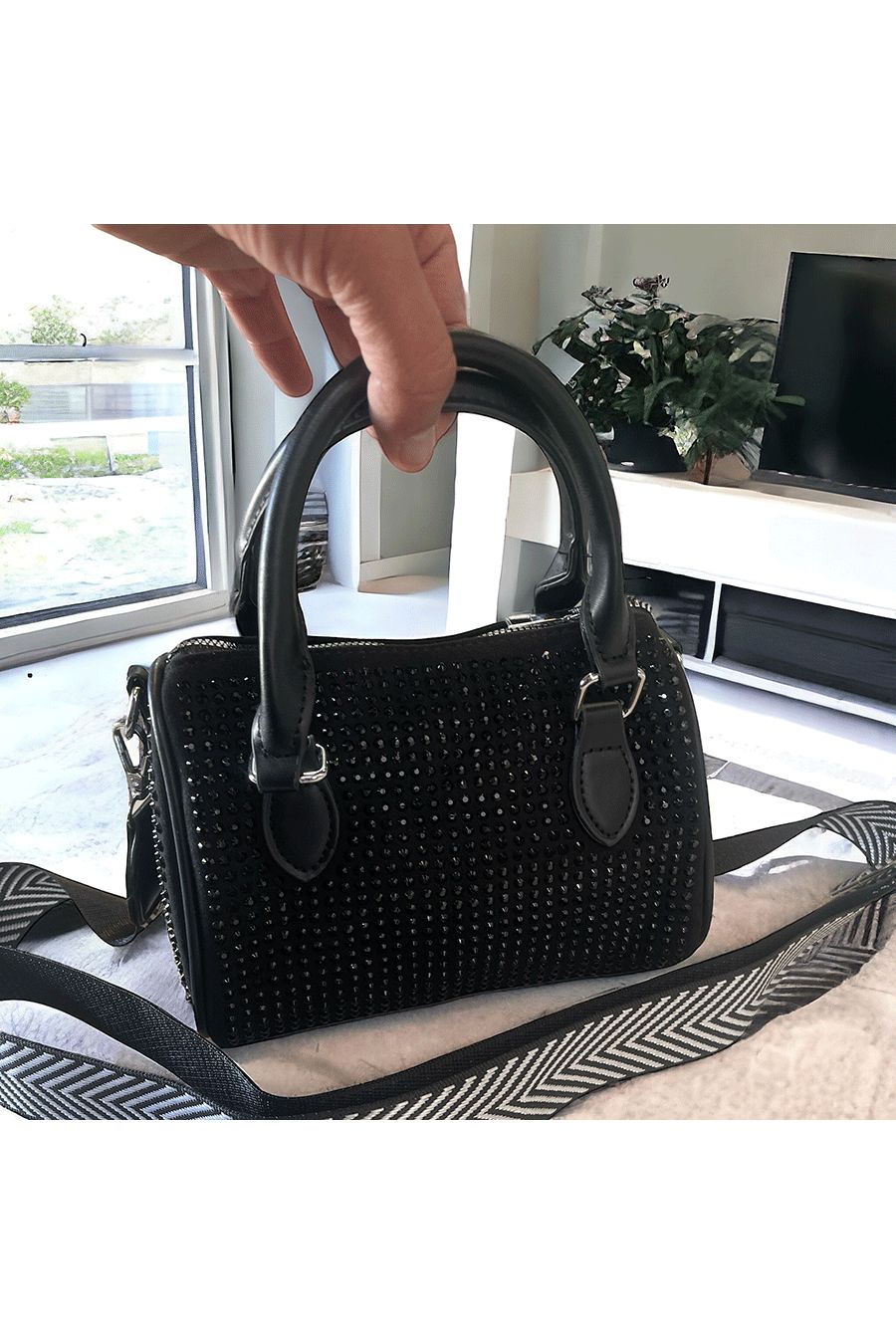Mini sac bowling noir orné de strass  - 3