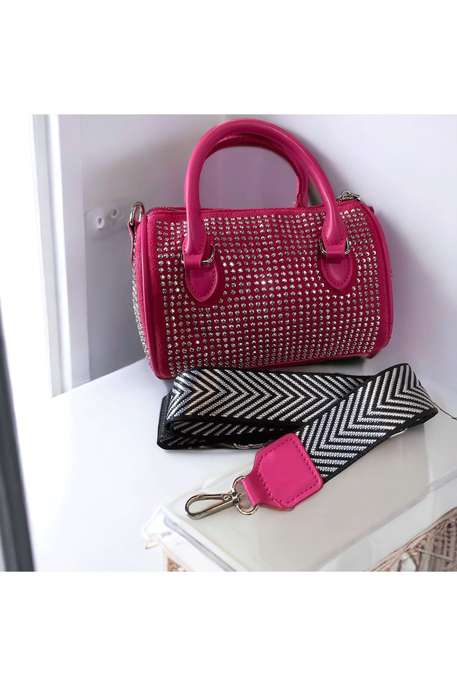Mini pink bowling bag decorated with rhinestones - 1