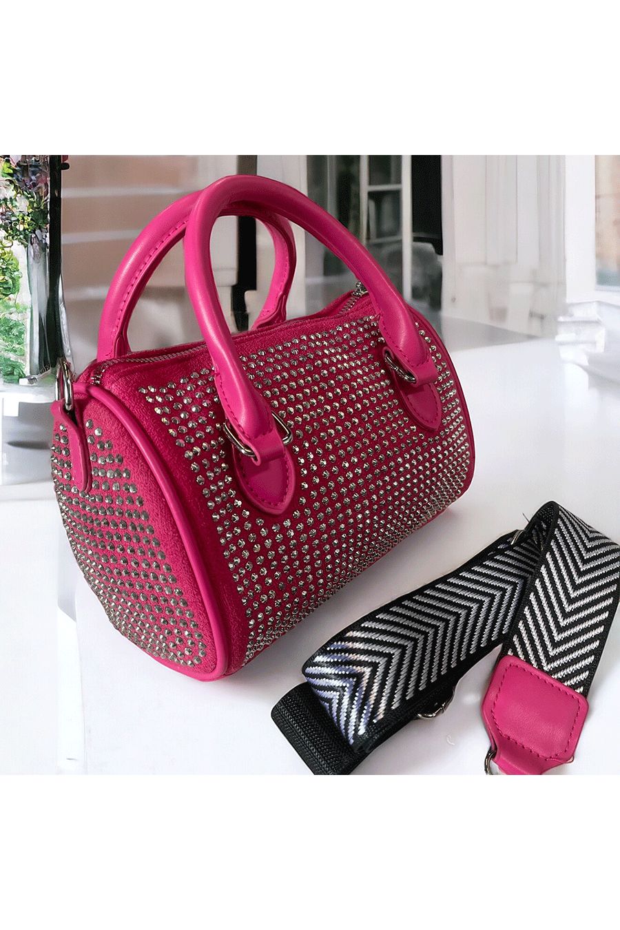 Mini sac bowling rose orné de strass  - 2