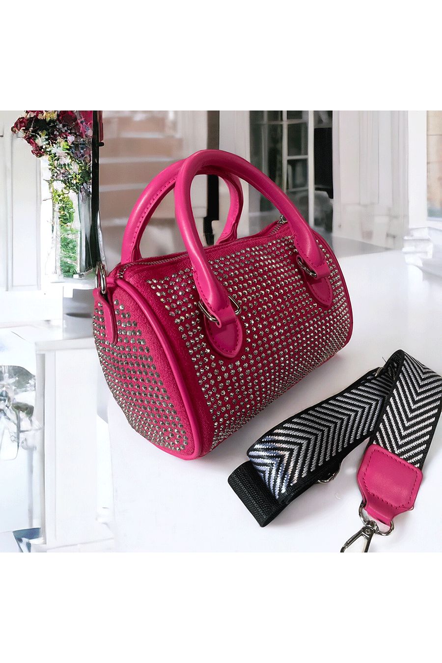 Mini sac bowling rose orné de strass  - 3