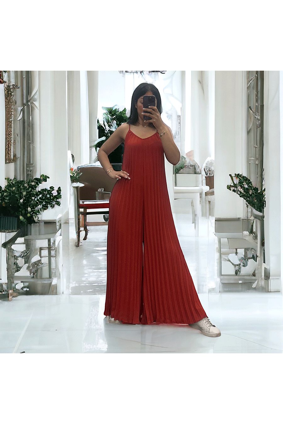 Pleated palazzo jumpsuit in cognac - 3