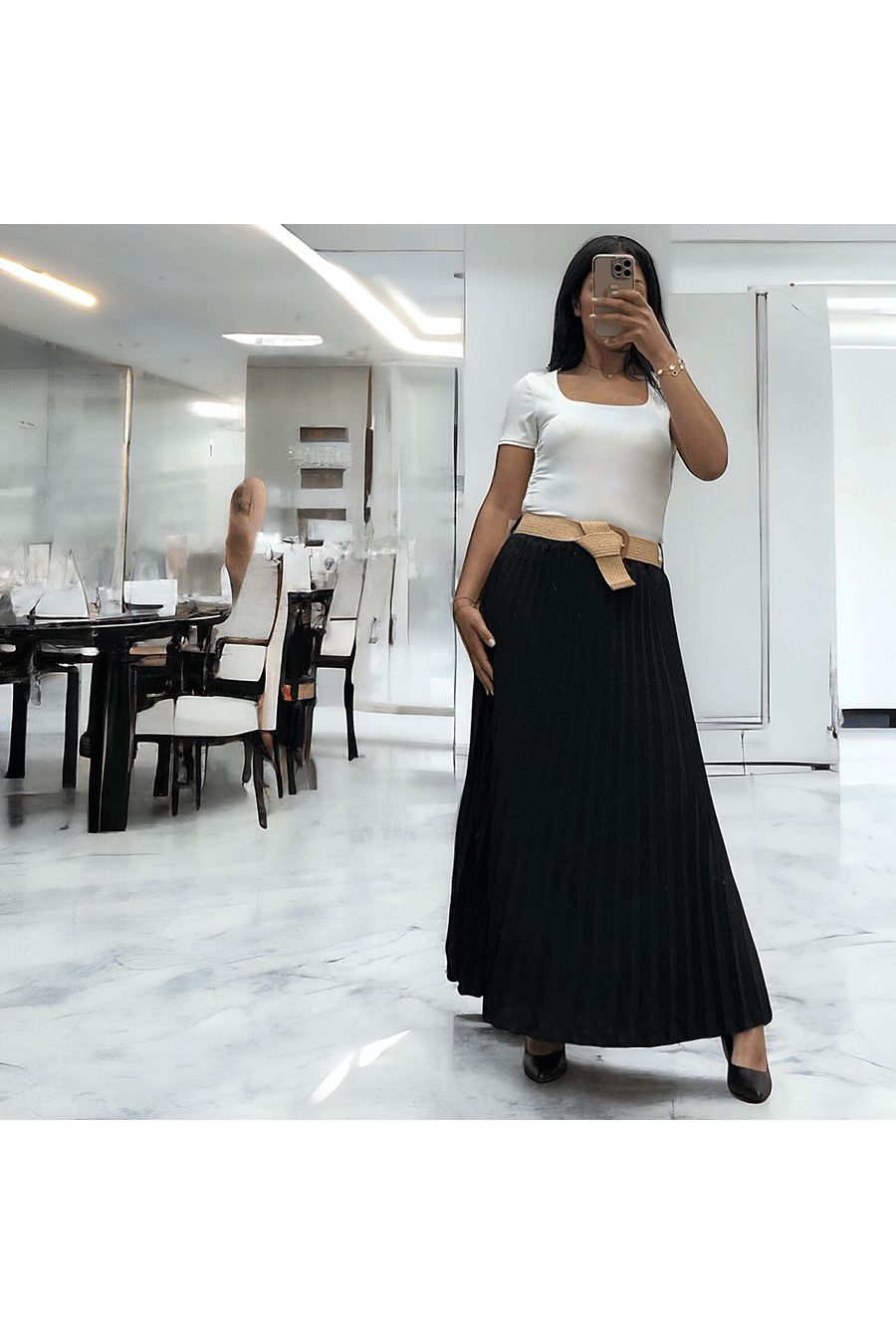 Long black pleated skirt with elastic belt - 1