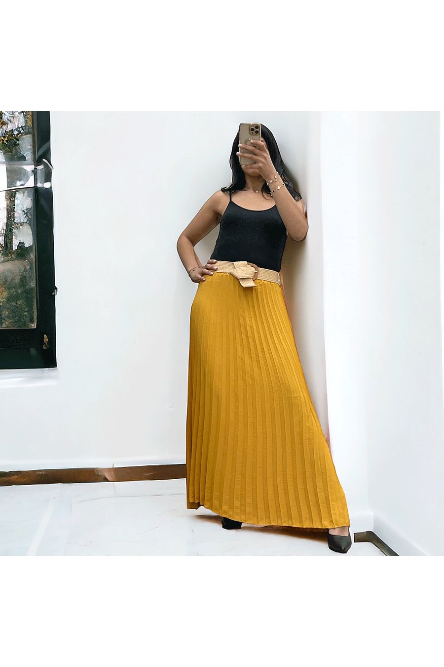 Long mustard pleated skirt with elastic waistband - 2