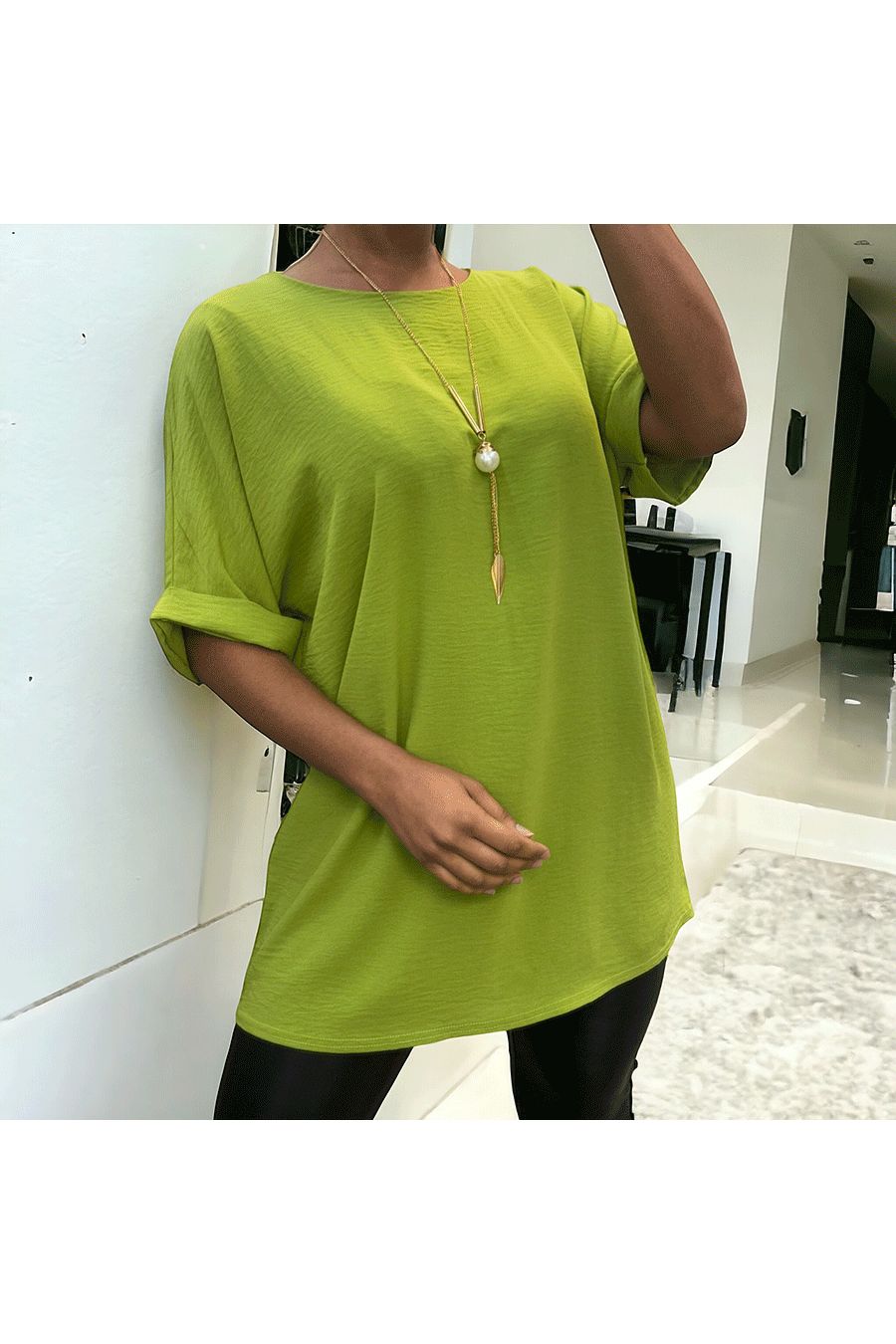 Tunique over size vert anis avec collier  - 1