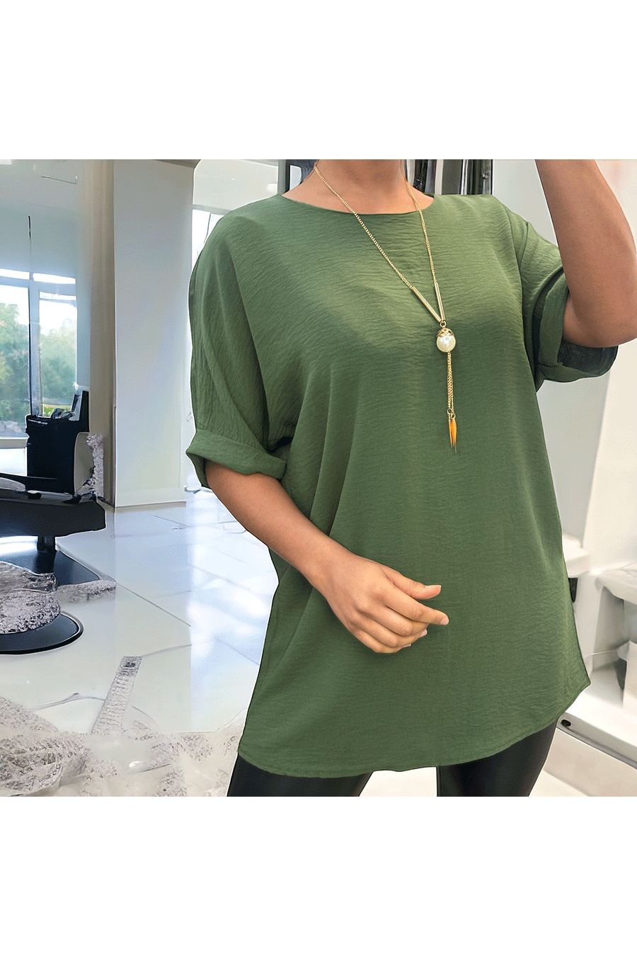 Tunique over size vert kaki avec collier  - 1