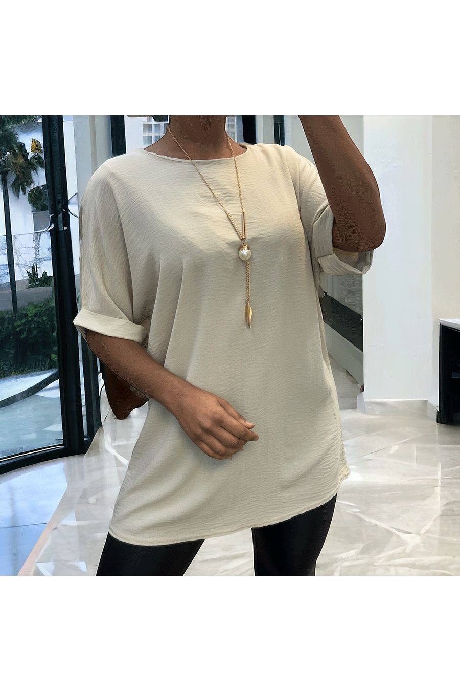 Beige over size tunic with necklace - 1
