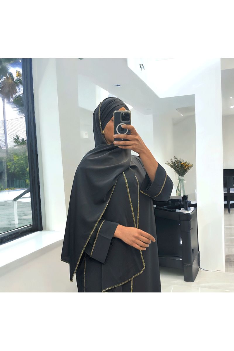 Robe abaya couleur noir en soie de medine avec foulard  intégré  - 4
