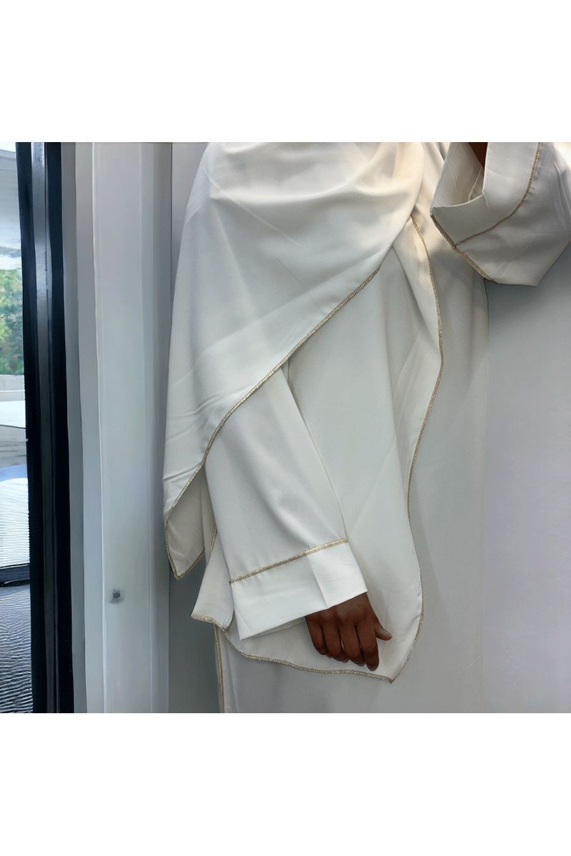 Robe abaya couleur blanche en soie de medine avec foulard  intégré  - 4
