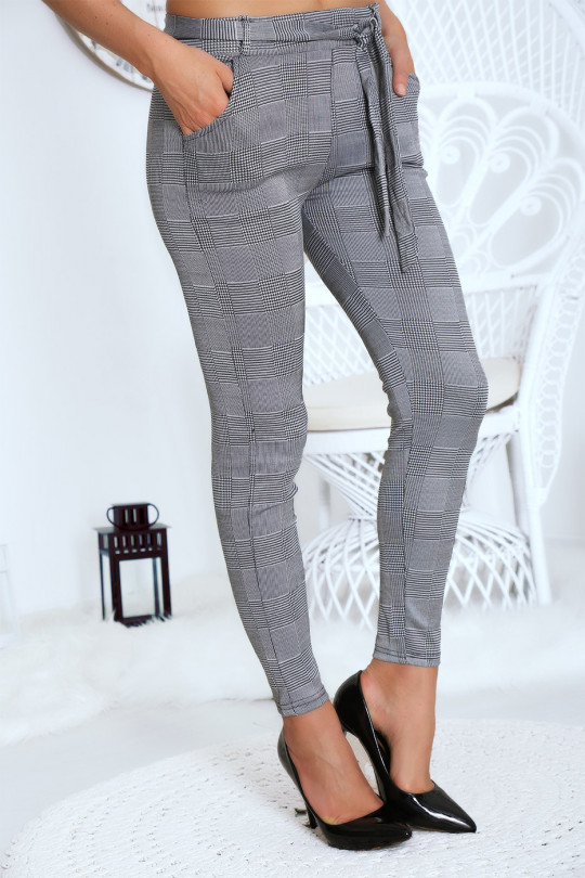 Pantalon slim gris à carreaux avec poche et ceinture. 68390 - 4