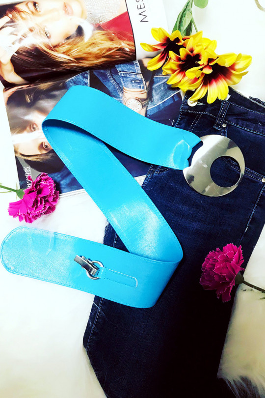 Blue PVC belt with large round buckle. Women's fashion accessory - 1