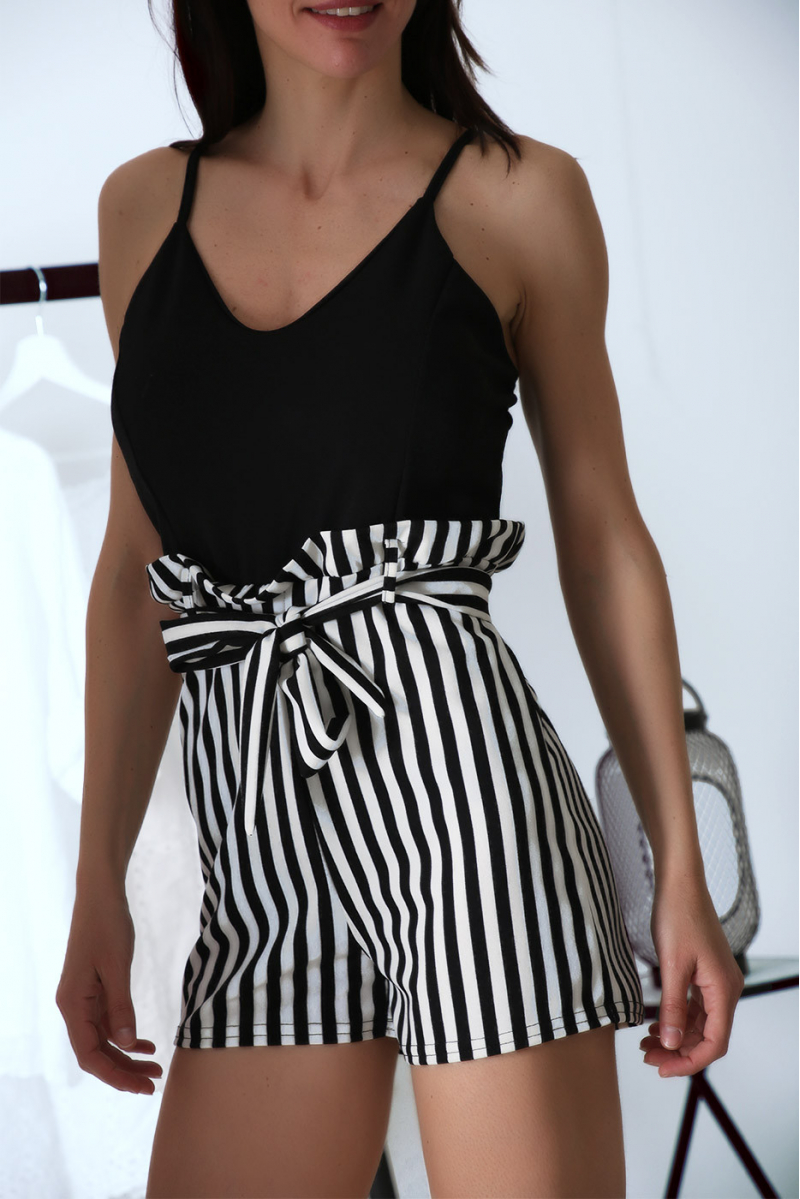 Black striped short jumpsuit with tank top and belt at the waist - 3