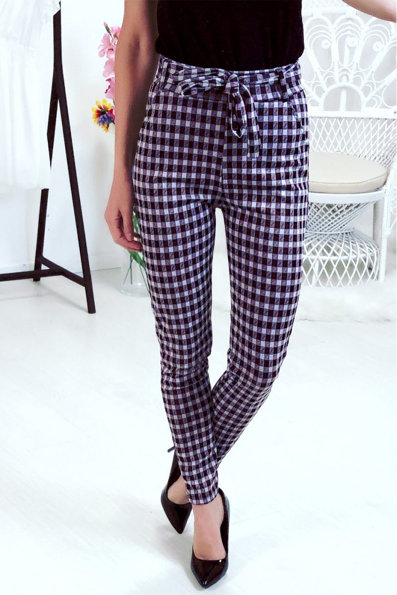 Pantalon slim à motif noir et fuchsia avec ceinture et poches - 2
