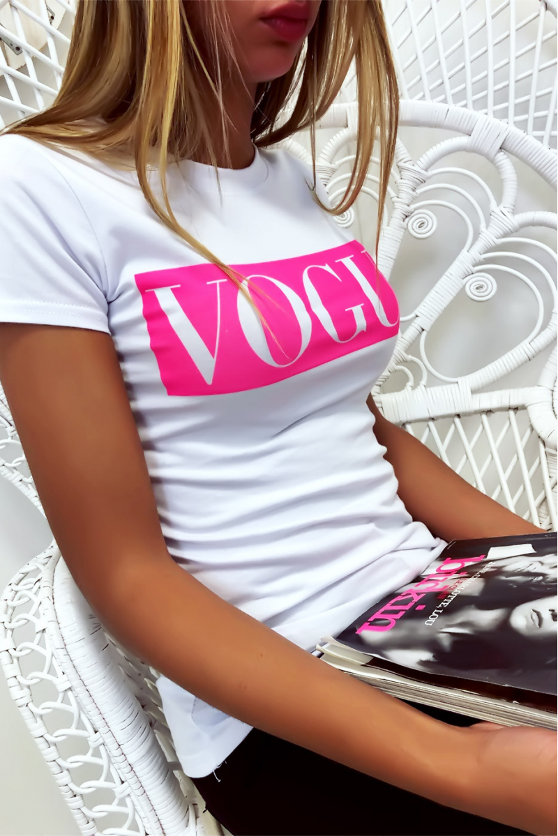 T-shirt blanc en coton avec écriture Vogue à l'avant. Mode femme - 4