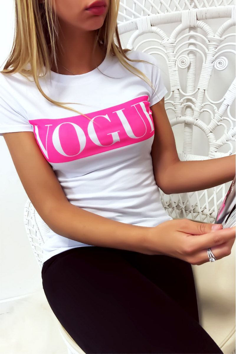 T-shirt blanc en coton avec écriture Vogue à l'avant. Mode femme - 6