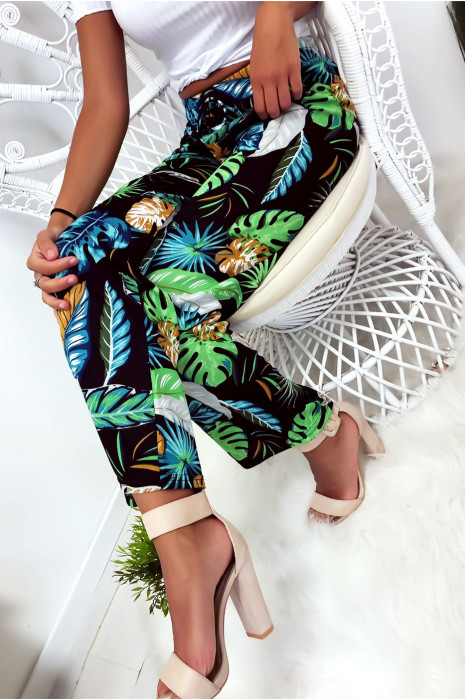 Pantalon palazzo avec jolie motif fleuris sur fond noir - 7
