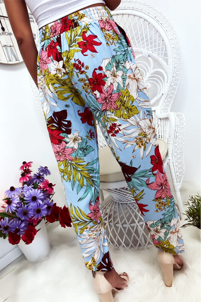 Pantalon fluide très agréable à porter en coton, motif fleuri turquoise avec poche et lacet
