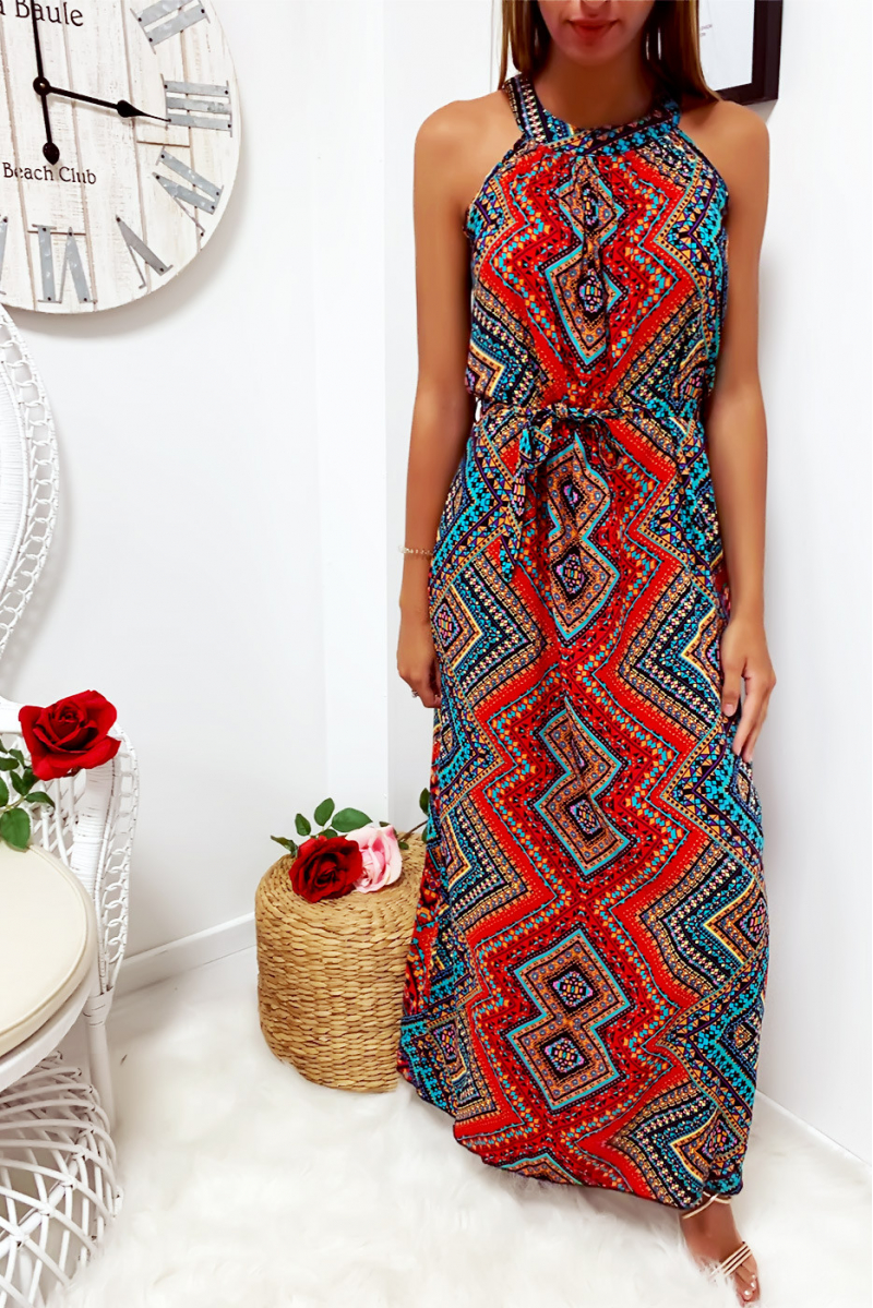 Longue robe très chic à motif rouge et bleu avec ceinture - 2