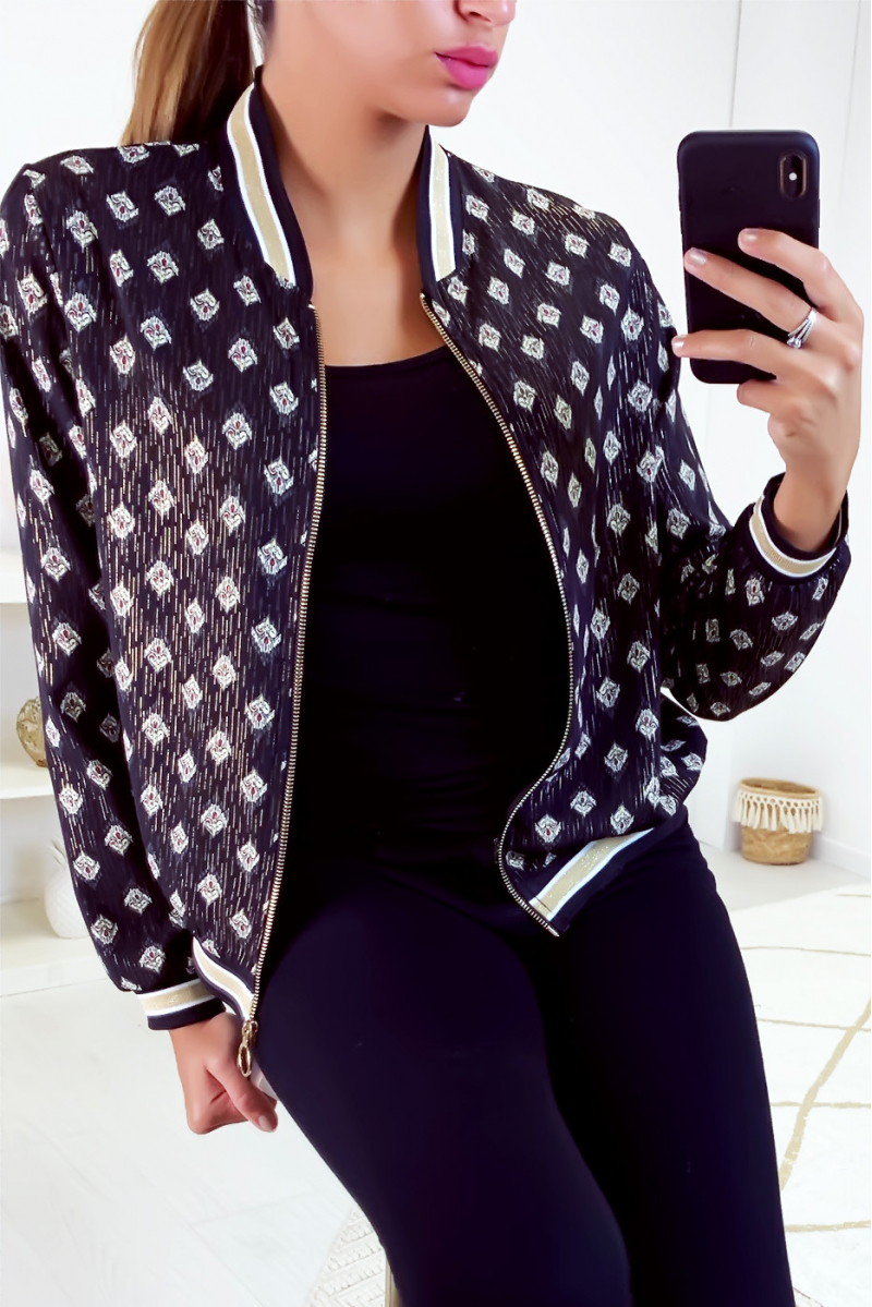 Jolie petit veste noir légère dans une belle matière avec motif doré - 3