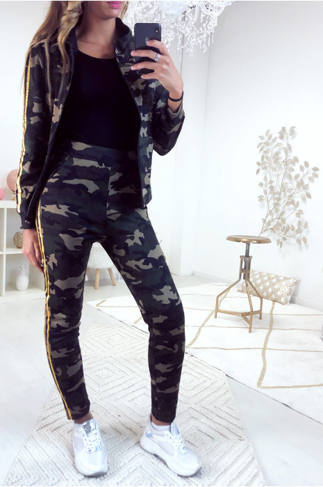Ensemble gilet et jogging couleur militaire avec bande doré - 1