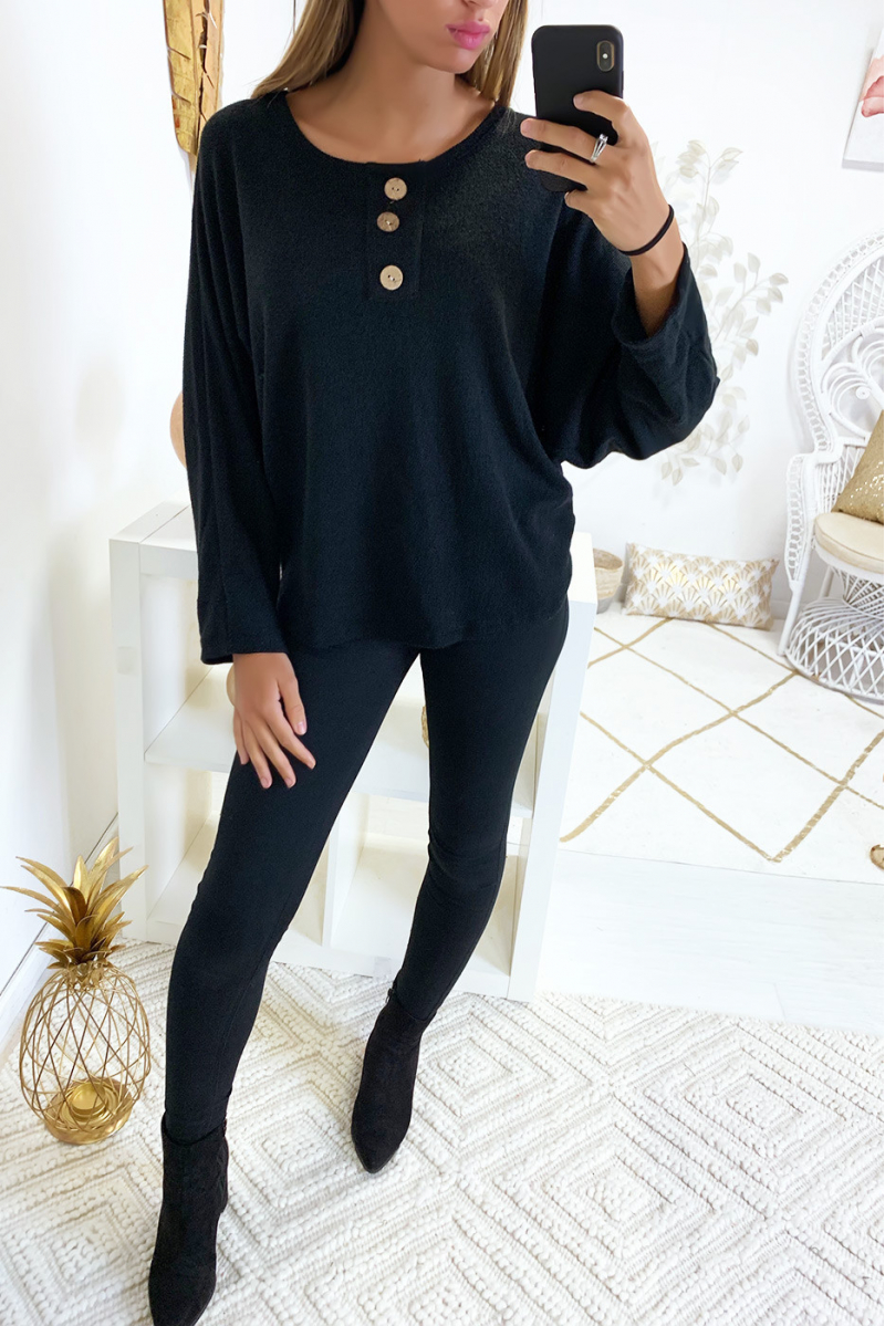 Pull noir coupe chauve souris avec 3 boutons au col - 2